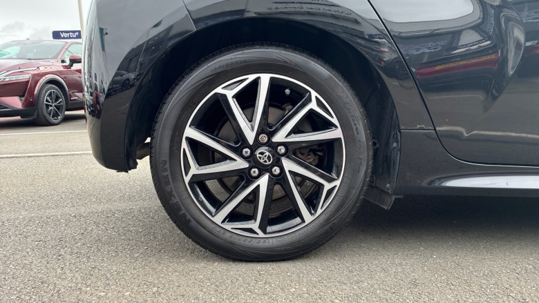 Toyota Yaris 1.5 Hybrid Design 5dr CVT Hybrid Hatchback